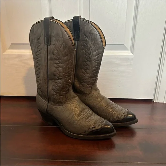 Size 10 Laredo Women’s Vintage Distressed Leather Cowboy Boots Western Mid Calf - Picture 2 of 10